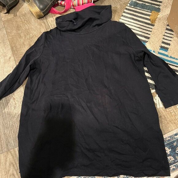 COS medium black top - Picture 1 of 10